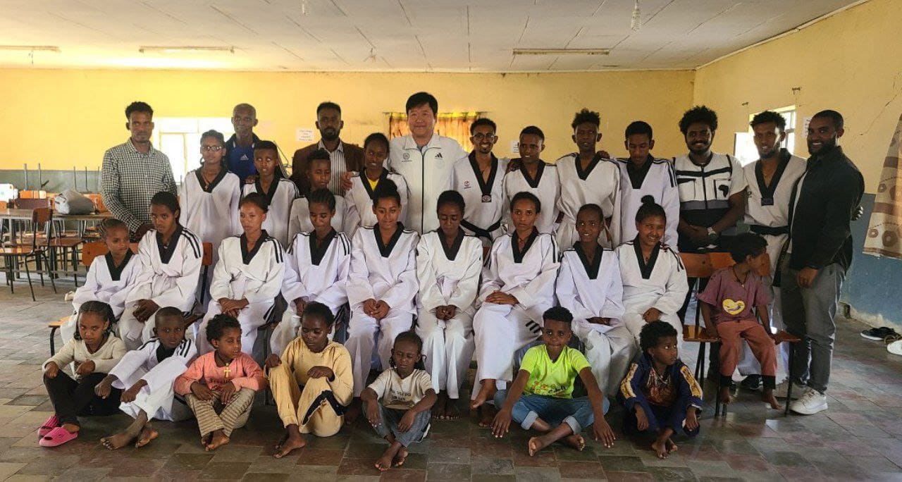 inspiring visit from Master Do-jin Kim